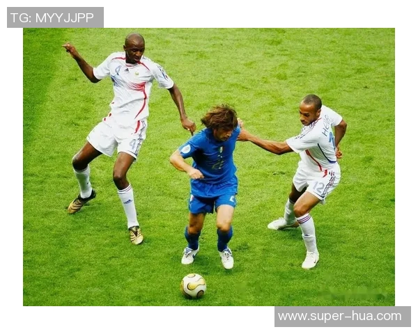 曾经的足球明星男儿身如今化身女神的传奇故事揭秘